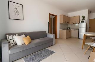 Lilly's Apartment Plazh - 8