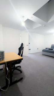 Apex Loft Room 2 - 6