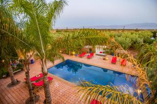 Domaine avec gouvernante 5 chambres, piscine, hamam et ferme pédagogique sur un hectare - 7