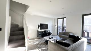 Apex Loft Room 2 - 0