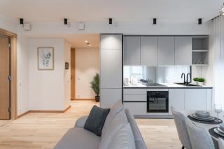 Sea View Apt in Kalaranna District with Balcony and Free Parking - 5