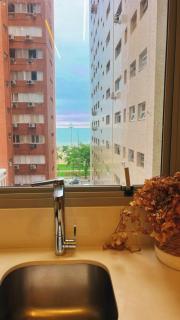 Frente mar com piscina e vista incrível em Santos - 1