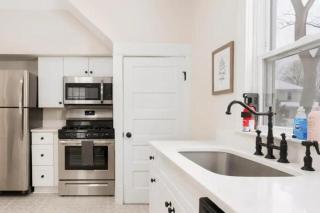 Sweet Retreat 3 Mins to Notre Dame Eddy St Commons and Memorial Hospital - 1