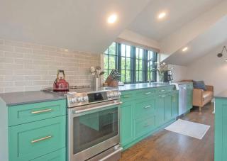 Studio Sanctuary in Seattle - 8