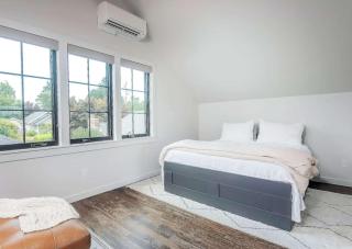 Studio Sanctuary in Seattle - 2