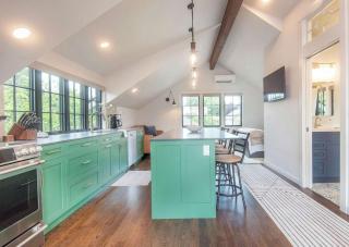 Studio Sanctuary in Seattle - 3