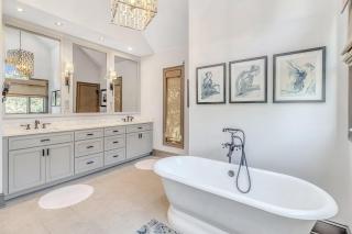 MG3083: 3083 Marshgate - 4