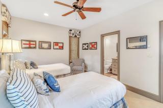 MG3083: 3083 Marshgate - 1