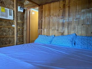 Beachfront Native house with pool - 3