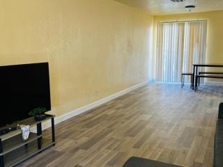 Springtime apartment - 8