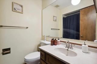 Near Shopping & Dining- The South Bend Bungalow - 2