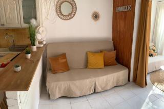 Bright studio with small terrace - Fréjus - 5