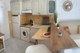 Bright studio with small terrace - Fréjus - 2