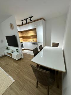 Emir's Apartment - 3