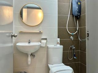 Landed Royale Home near Austin, Midvalley 4B4B - 5