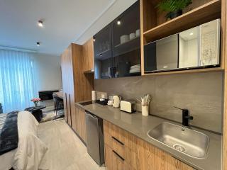 The Hideaway at Menlyn Maine Trilogy - 2