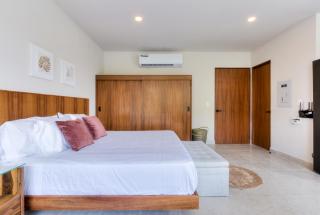 Centrally located apartment with a pool - 1