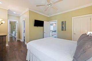 LOW374: 374 Low Oak Woods - 1