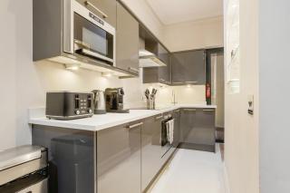 Elegant 3-Bedroom Kensington Flat near Earls Court - 7