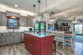 5BR Village At Indian Point 1401 near SDC - Free Tickets Daily up to $500 - 6