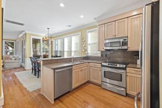 GP139: 139 Grand Pavilion - 5