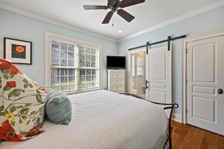 FH61: 61 Fletcher Hall - 2