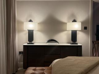 Private King Room - Near AZ and Train Links - 8