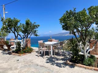 Emiljano Seaview - 1