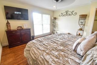 Waterfront Home with Spacious Outdoor Deck Boat Slip - 2