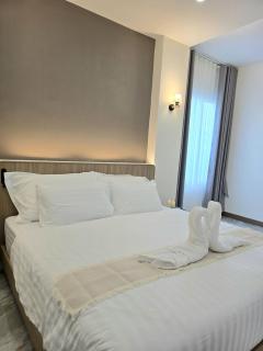 Santara Pool Villa Udon - 2