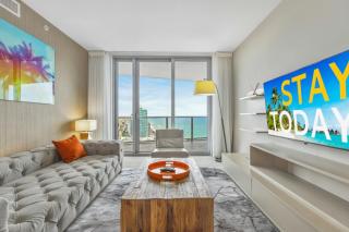 EXCLUSIVE RESORT - OCEANFRONT 2BD 2BA CONDO, HiGH FLOOR, ROOFTOP POOL AND HOT TUB, STEPS TO BEACH - 4