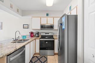 Emerald Twrs West 3006 - 1