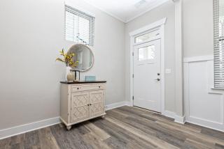 525 The Back Bay House - 2