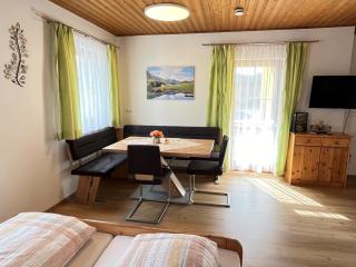 Hotel Gasthof Seeblick - Zeutschach - 5