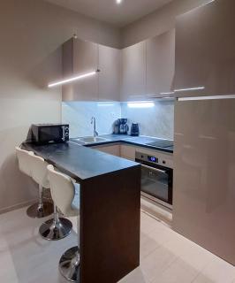 HomeBak Center SKG - 4