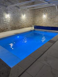 maison chaleureuse ,avec piscine, spa, Futuroscope - 1