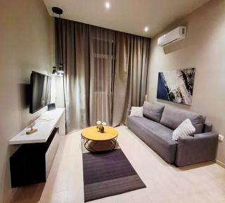 HomeBak Center SKG - 9