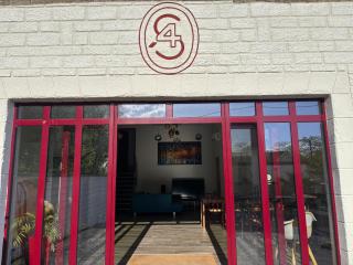 maison chaleureuse ,avec piscine, spa, Futuroscope - 3