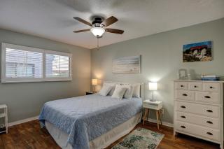 Queens Grant 570 - 4