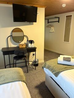 The Boutique Bungalow - 4