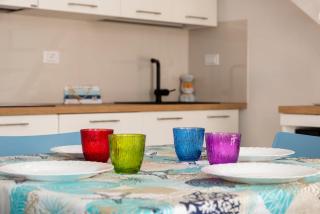 Terraced villa with sea view, parking, Wi-Fi, and AC for 4 - 2