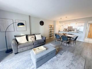 Stylish Brickell Stay with Ocean Views & Pool - 2