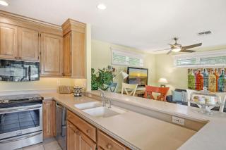 Peacock Villa - 5540 E - 4