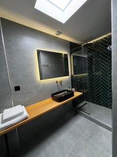 Botanica Noir Jacuzzi Valaoritou - Salonicco - 1