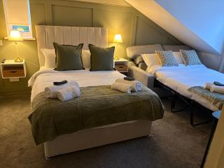 The Boutique Bungalow - 8