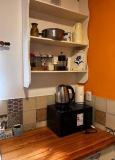 Espacio mas elegido acepta mascotas-Pileta con parrilla Wifi Ropa cama reposeras - 5