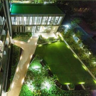 The Lennox, 2min drive from the airport - 9