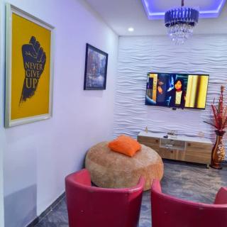 Anuoluwapo Taiwo Hotels - 8