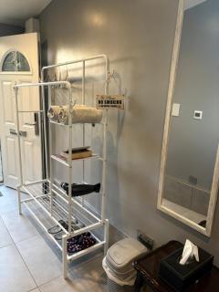 The Garden Studio - Private, Modern, Cozy, Ensuite in a Quiet Area - 4