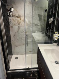 White Lotus 10 of 10 - 5